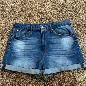 Jean shorts feel brand new have a nice fitting